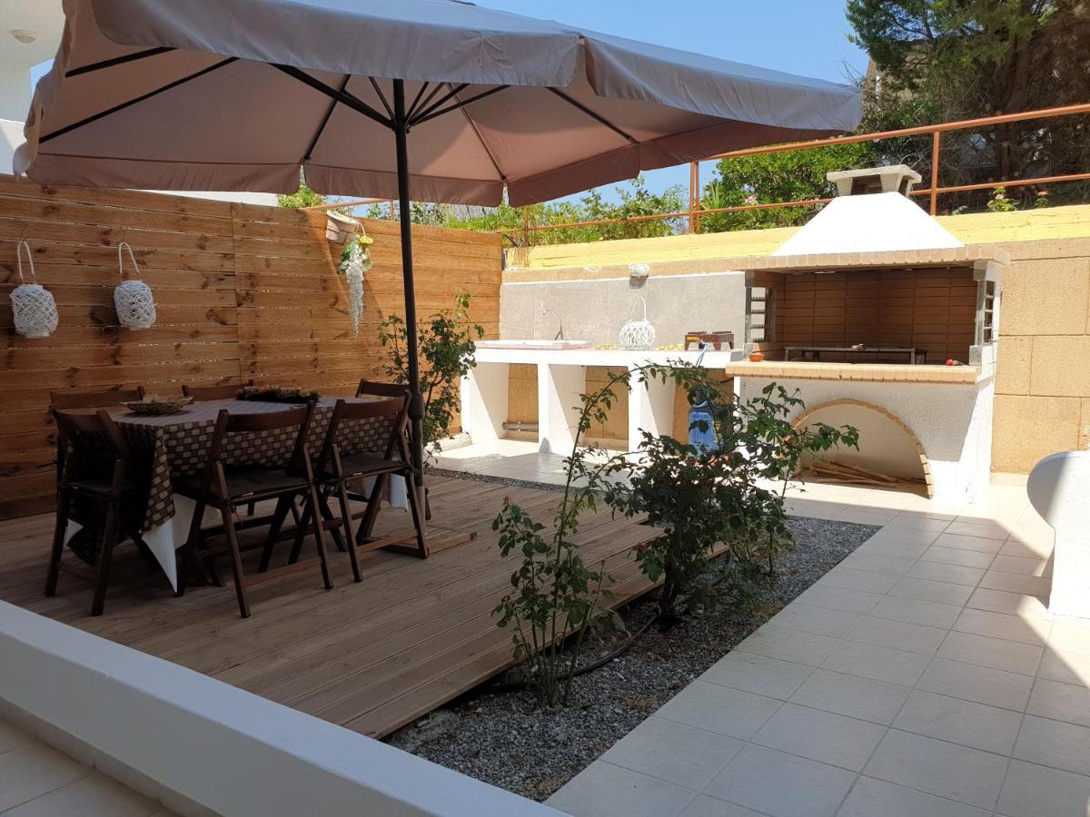 Sea Breeze Villa Haraki Exterior foto